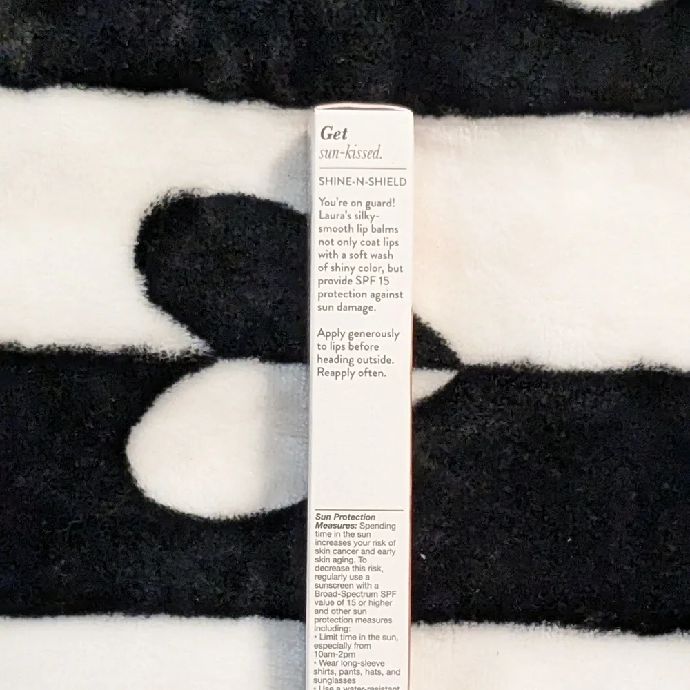 Lip Balm Laura Geller Shine-N-Shield Lip Balm SPF 15 Golden Hour Exp 3/6/27 🆕